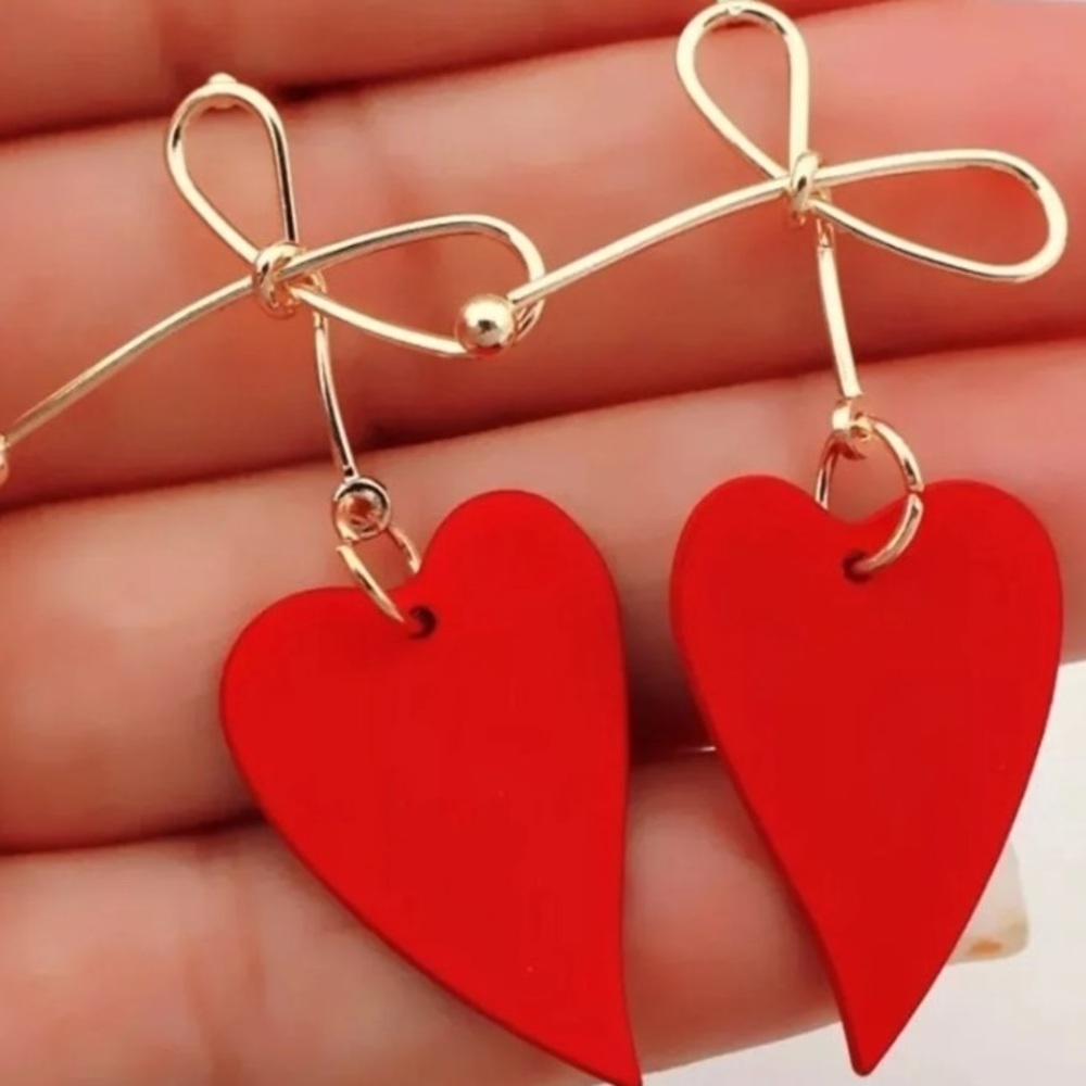 Te amo heart earrings